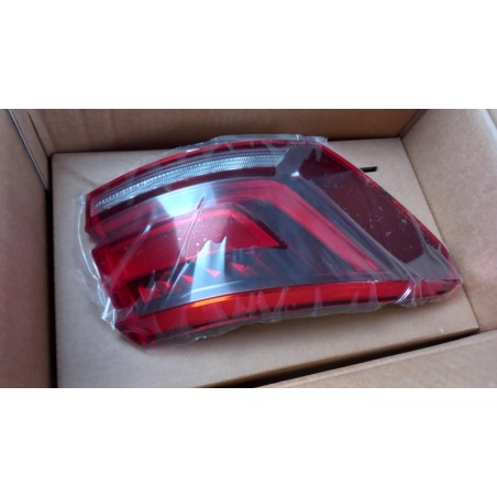 Feu Arrière VAG 760945095A Pièce d'origine oem Feu Arrière VAG 760945095A Pièce d'origine oem