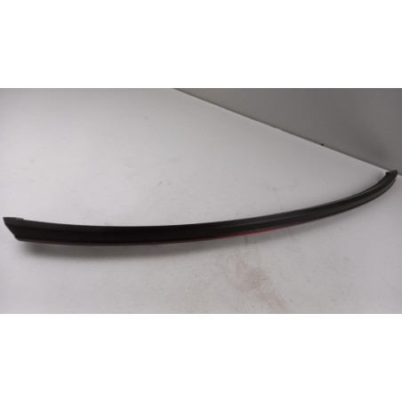 Feu De Freinage Auxiliaire VAG 8S0945097 Pièce d'origine oem Feu De Freinage Auxiliaire VAG 8S0945097 Pièce d'origine oem