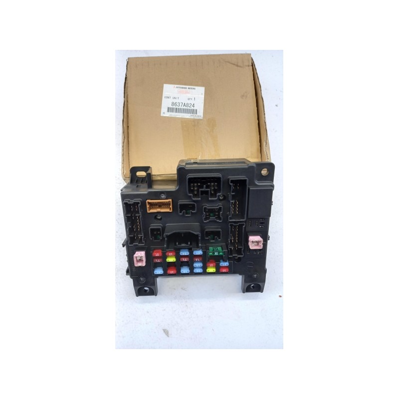 Unité De Contrôle MITSUBISHI 8637A824  Pièce d'origine oem