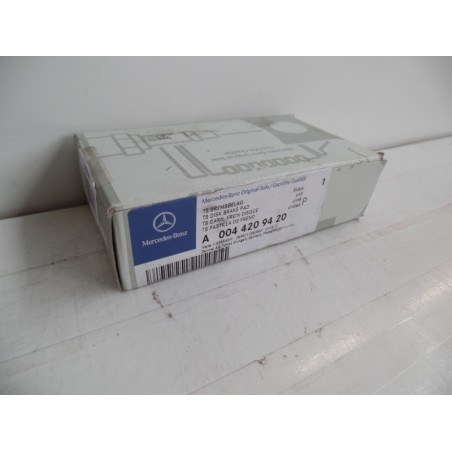 Plaquettes De Freins MERCEDES-BENZ A0044209420 0044209420 Pièce d'origine oem Plaquettes De Freins MERCEDES-BENZ A0044209420 0044209420 Pièce d'origine oem