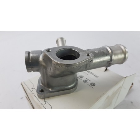 Bride De Liquide De Refroidissement VAG 038121133A Pièce d'origine oem Bride De Liquide De Refroidissement VAG 038121133A Pièce d'origine oem