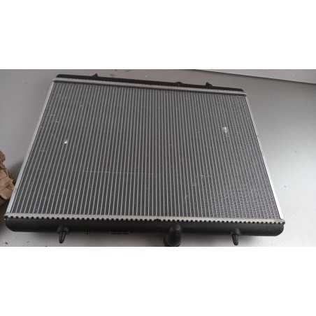 Radiateur De Refroidissement Du Moteur PEUGEOT/CITROEN 1330W2 Pièce d'origine oem Radiateur De Refroidissement Du Moteur PEUGEOT/CITROEN 1330W2 Pièce d'origine oem