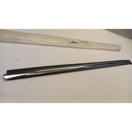 Pièces D''Auto FORD 1865770 AM21208B03ABXWAA Pièce d'origine oem Pièces D''Auto FORD 1865770 AM21208B03ABXWAA Pièce d'origine oem