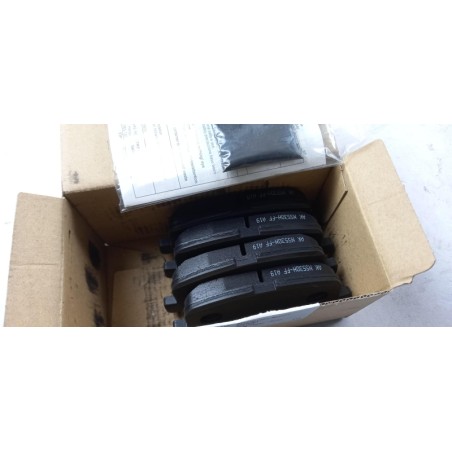Plaquettes De Freins MITSUBISHI 4605B914 Pièce d'origine oem Plaquettes De Freins MITSUBISHI 4605B914 Pièce d'origine oem