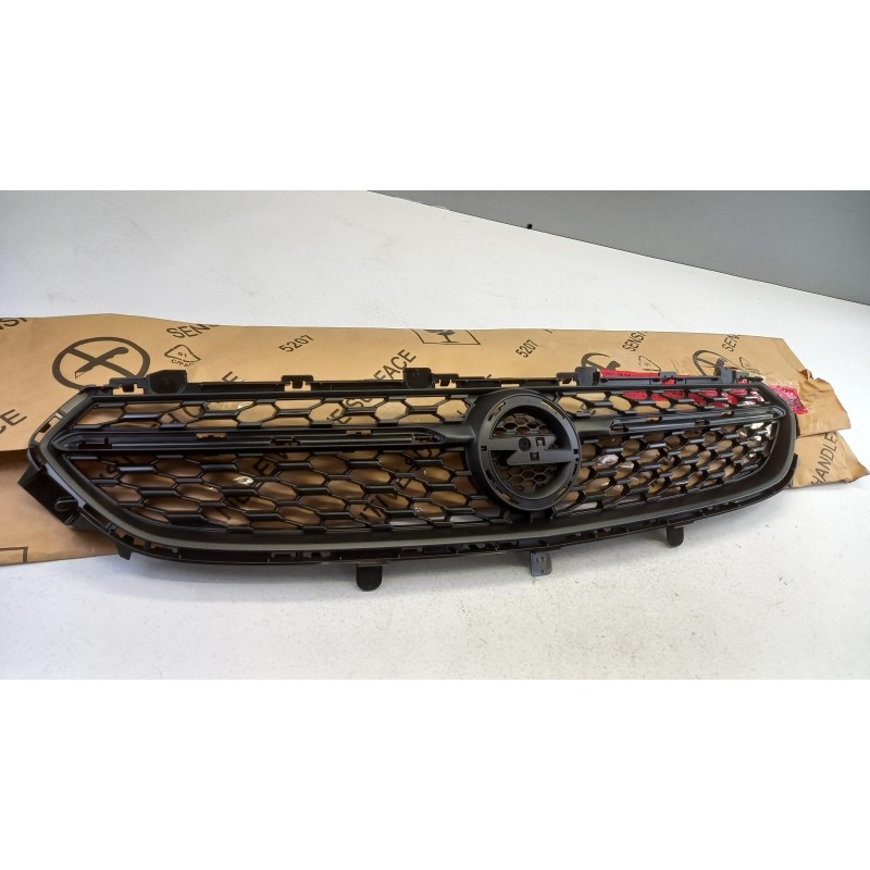 Grille De Radiateur PEUGEOT/CITROEN 9829474480  Pièce d'origine oem