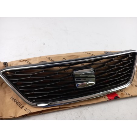 Grille De Radiateur VAG 6J0853651G9B9 Pièce d'origine oem Grille De Radiateur VAG 6J0853651G9B9 Pièce d'origine oem