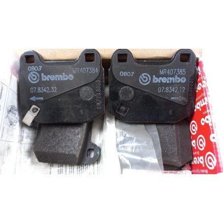 Plaquettes De Freins MITSUBISHI 4605A050 Pièce d'origine oem Plaquettes De Freins MITSUBISHI 4605A050 Pièce d'origine oem