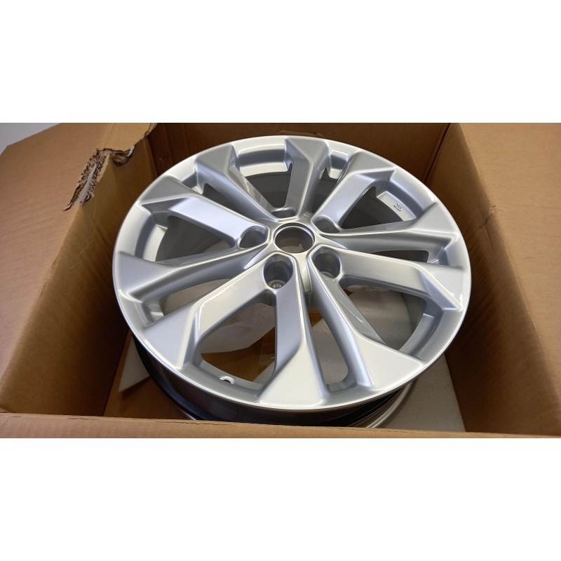 Jante NISSAN D0C004CE1A  Pièce d'origine oem