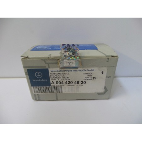 Plaquettes De Freins MERCEDES-BENZ A0044204920 0044204920 Pièce d'origine oem Plaquettes De Freins MERCEDES-BENZ A0044204920 0044204920 Pièce d'origine oem