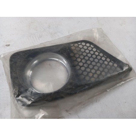 Couvercle Pour Feu Antibrouillard MERCEDES-BENZ A1718850653 1718850653 Pièce d'origine oem Couvercle Pour Feu Antibrouillard MERCEDES-BENZ A1718850653 1718850653 Pièce d'origine oem