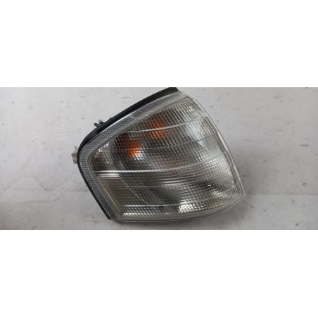 Feu Clignotant MERCEDES-BENZ A2028260843 2028260843 Pièce d'origine oem Feu Clignotant MERCEDES-BENZ A2028260843 2028260843 Pièce d'origine oem