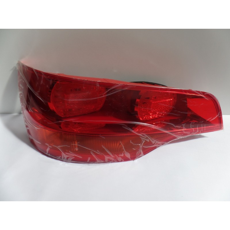 Feu Arrière VAG 4L0945093  Pièce d'origine oem