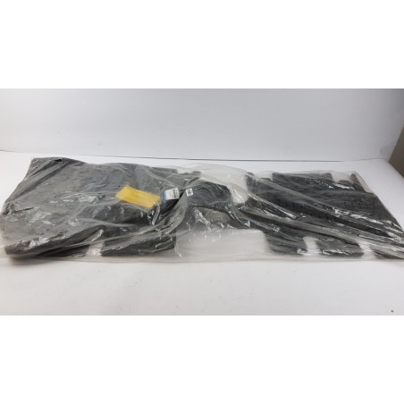 Ensemble De Tapis De Sol FIAT GROUP K82213860 82213860 Pièce d'origine oem Ensemble De Tapis De Sol FIAT GROUP K82213860 82213860 Pièce d'origine oem