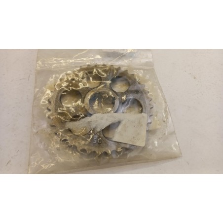 Pignon De Arbre À Cames MERCEDES-BENZ A1020520201 1020520201 Pièce d'origine oem Pignon De Arbre À Cames MERCEDES-BENZ A1020520201 1020520201 Pièce d'origine oem