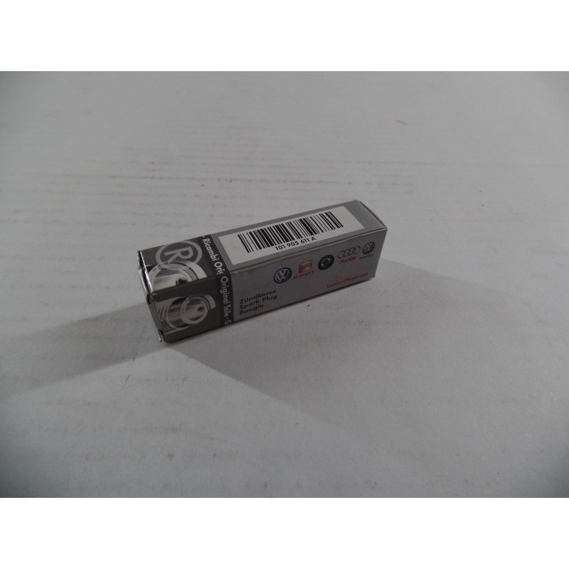 Bougie VAG 101905611A  Pièce d'origine oem