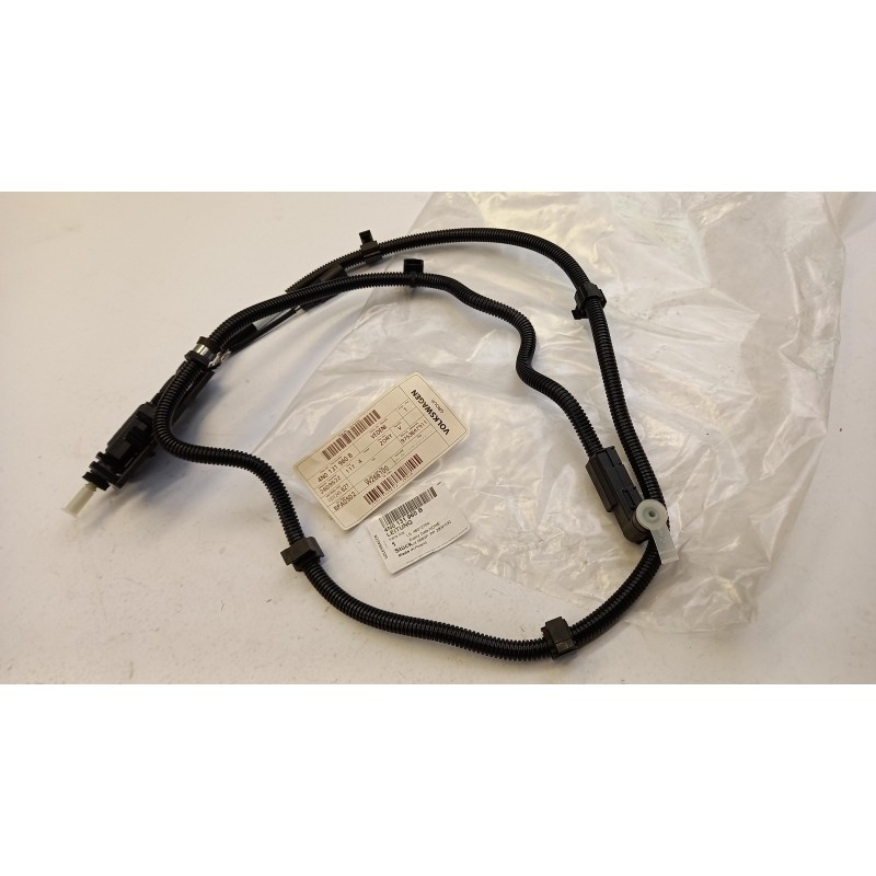 Conduite De Carburant VAG 4N0131960B  Pièce d'origine oem