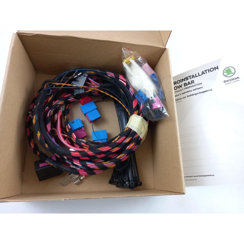 Kit Électrique De Crochet D''Attelage VAG 657055204  Pièce d'origine oem