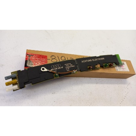 Amplificateur VAG 4E0035225AF Pièce d'origine oem Amplificateur VAG 4E0035225AF Pièce d'origine oem