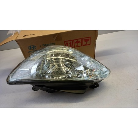 Phare HYUNDAI/KIA 921010B510  Pièce d'origine oem
