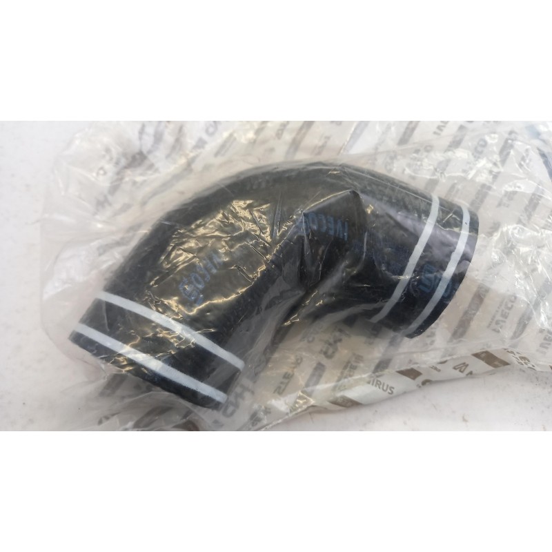 Tuyau D''Admission Du Turbocompresseur IVECO 41272994  Pièce d'origine oem