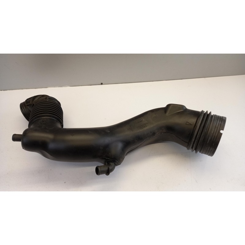 Tuyau D''Admission De Filtre À Air IVECO 5801620389  Pièce d'origine oem