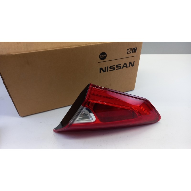 Feu Arrière NISSAN 265503ZP5B  Pièce d'origine oem