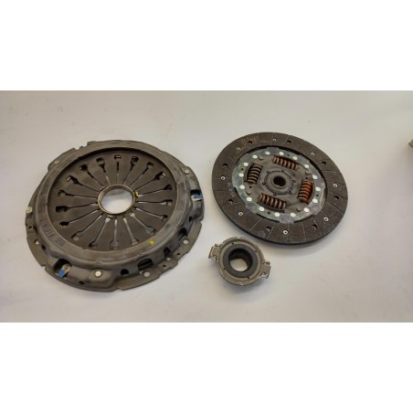 Kit D''Embrayage FIAT GROUP 71734943 0071734943 Pièce d'origine oem Kit D''Embrayage FIAT GROUP 71734943 0071734943 Pièce d'origine oem