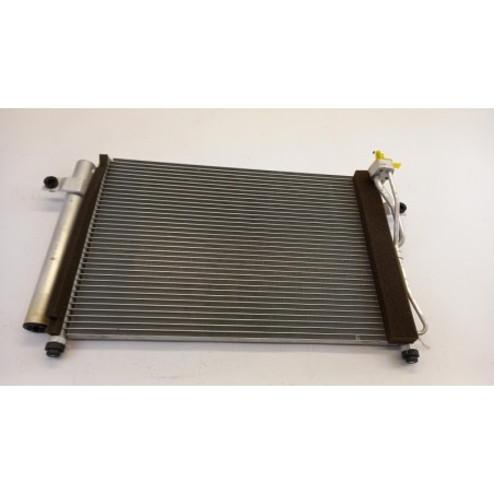 Condenseur De Climatisation HYUNDAI/KIA 976061C300 Pièce d'origine oem Condenseur De Climatisation HYUNDAI/KIA 976061C300 Pièce d'origine oem
