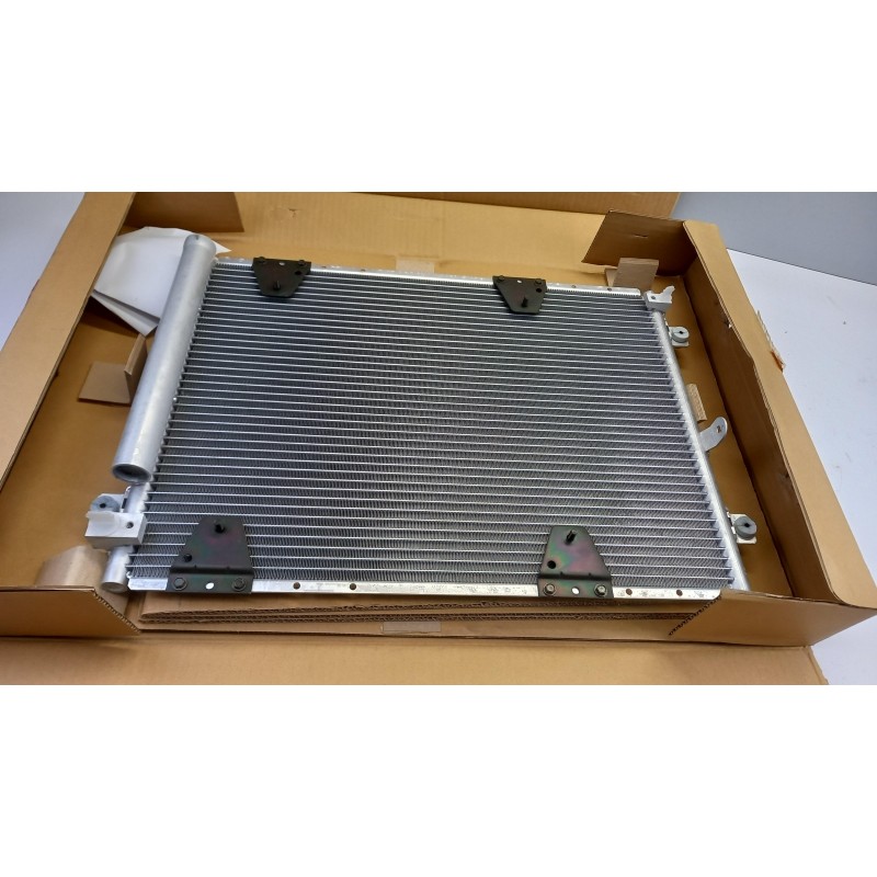 Condenseur De Climatisation SUZUKI 9531065D12000 9531065D12 Pièce d'origine oem