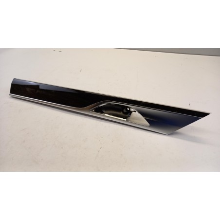 Garniture Ornementale BMW 51428068812 8068812 Pièce d'origine oem Garniture Ornementale BMW 51428068812 8068812 Pièce d'origine oem