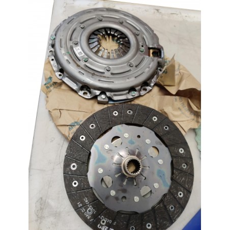 Kit D''Embrayage RENAULT 302053202R Pièce d'origine oem Kit D''Embrayage RENAULT 302053202R Pièce d'origine oem