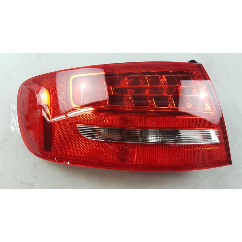 Feu Arrière VAG 8K9945095B  Pièce d'origine oem