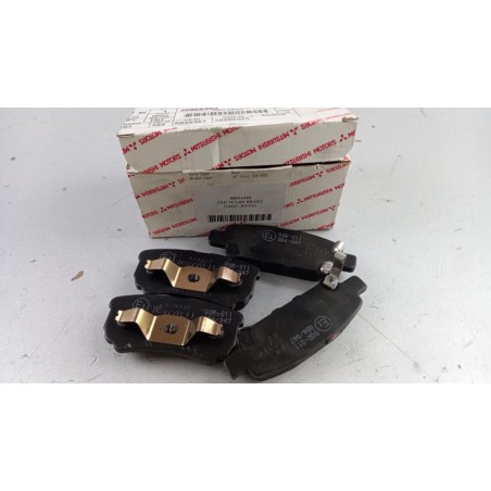 Plaquettes De Freins MITSUBISHI 4605A493 Pièce d'origine oem Plaquettes De Freins MITSUBISHI 4605A493 Pièce d'origine oem