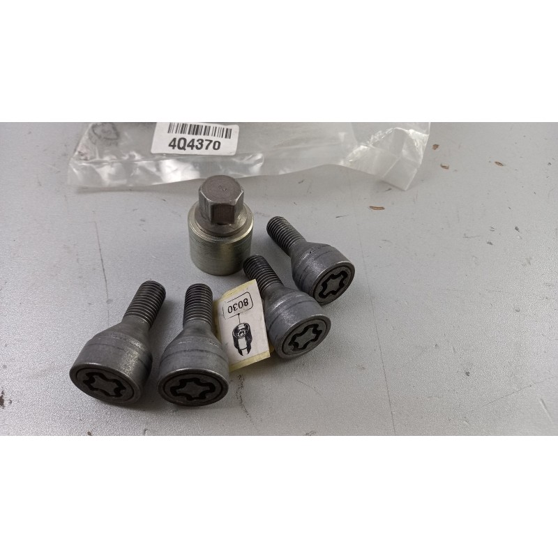 Jeu D''Écrous De Roues NISSAN KE40989946  Pièce d'origine oem