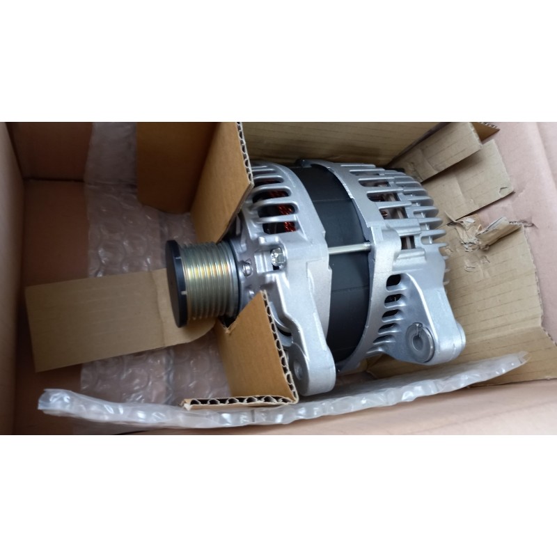 Alternateur NISSAN 2310000Q3F  Pièce d'origine oem