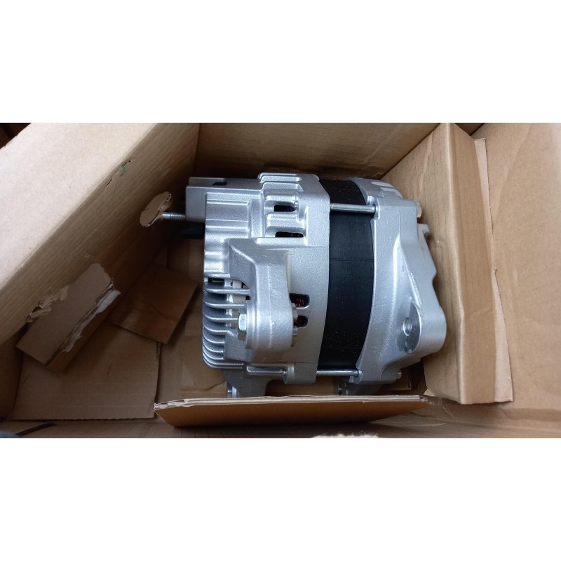 Alternateur NISSAN 2310000Q4G  Pièce d'origine oem