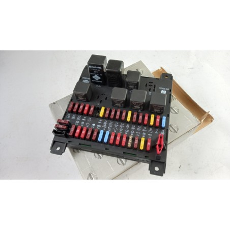 Boîte À Fusibles NISSAN 243109X600 Pièce d'origine oem Boîte À Fusibles NISSAN 243109X600 Pièce d'origine oem