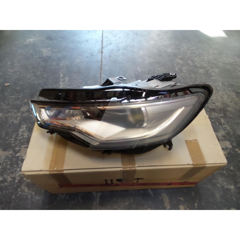 Phare VAG 4G0941029C  Pièce d'origine oem