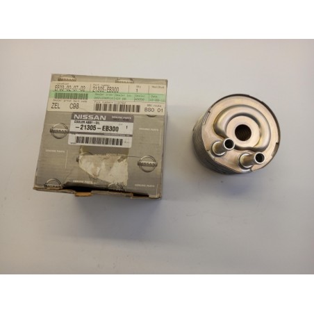 Refroidisseur D''Huile De Moteur NISSAN 21305EB300 Pièce d'origine oem Refroidisseur D''Huile De Moteur NISSAN 21305EB300 Pièce d'origine oem