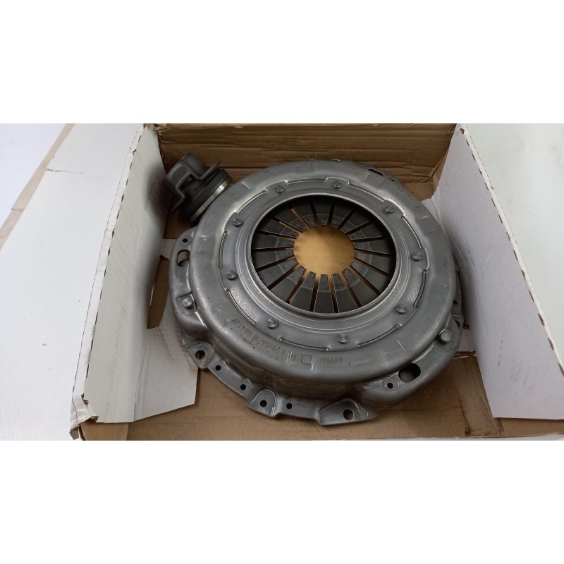 Kit D''Embrayage NISSAN 300019X430  Pièce d'origine oem