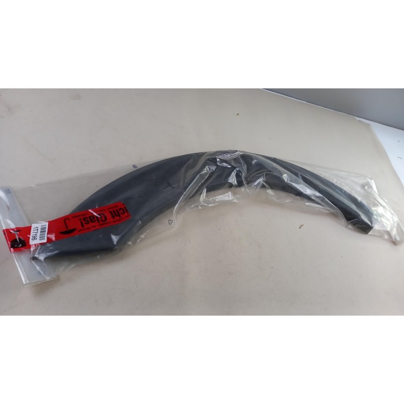 Pièces D''Auto NISSAN 63810MB40A  Pièce d'origine oem