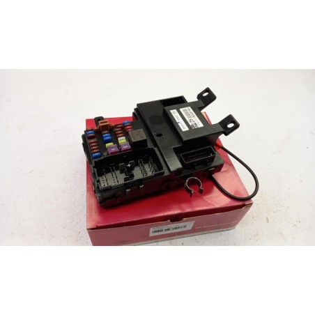 Boîte À Fusibles HYUNDAI/KIA 919544D270 Pièce d'origine oem Boîte À Fusibles HYUNDAI/KIA 919544D270 Pièce d'origine oem