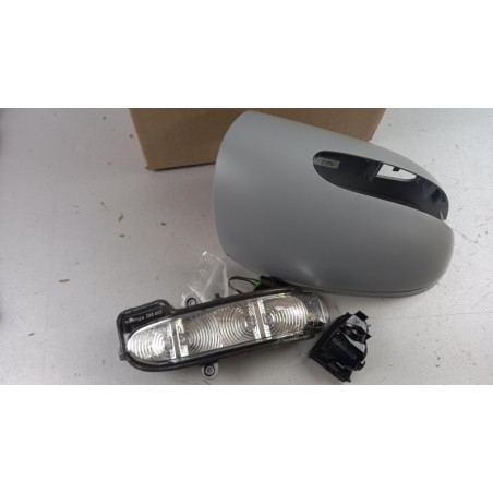 Couvercle De Rétroviseur Extérieur MERCEDES-BENZ A20381006649999 20381006649999 Pièce d'origine oem Couvercle De Rétroviseur Extérieur MERCEDES-BENZ A20381006649999 20381006649999 Pièce d'origine oem