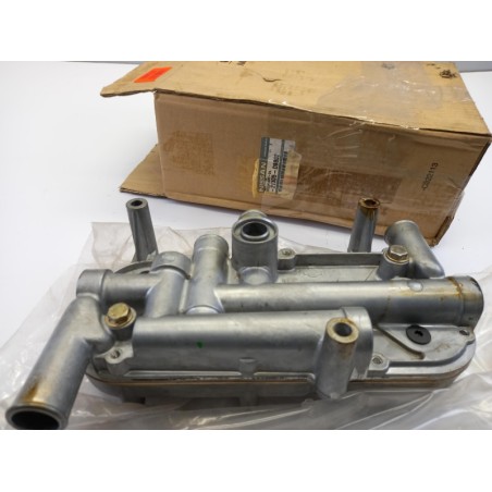 Refroidisseur D''Huile De Moteur NISSAN 21305D8802 Pièce d'origine oem Refroidisseur D''Huile De Moteur NISSAN 21305D8802 Pièce d'origine oem