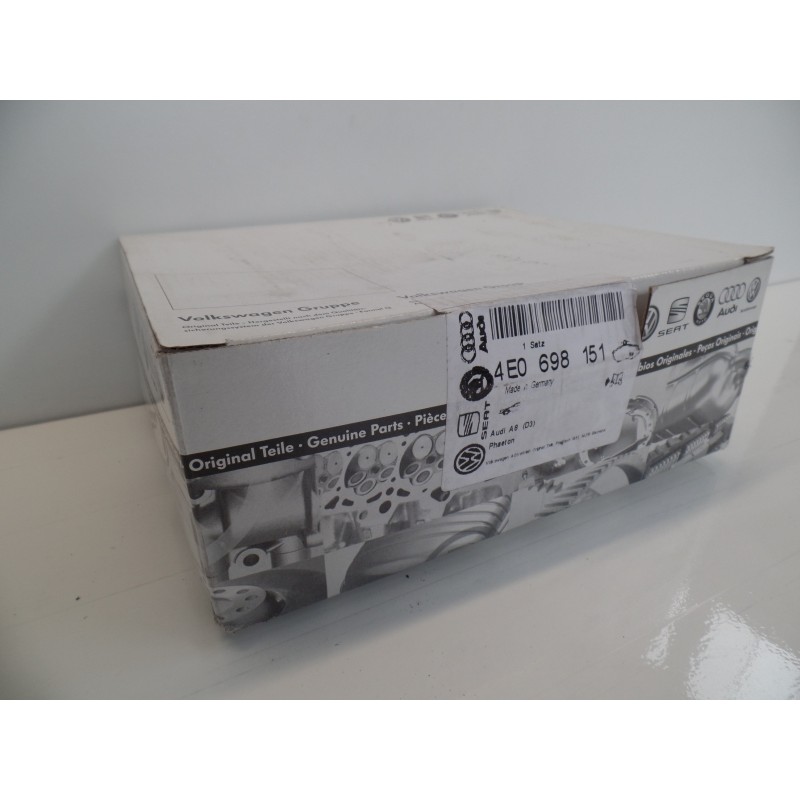 Plaquettes De Freins VAG 4E0698151  Pièce d'origine oem