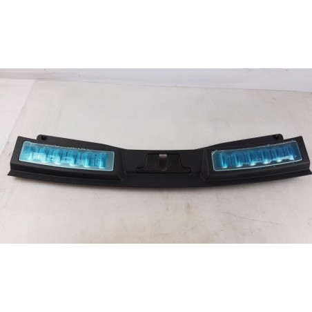 Seuil De Coffre LAND ROVER LR114986 Pièce d'origine oem Seuil De Coffre LAND ROVER LR114986 Pièce d'origine oem