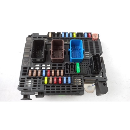 Boîte À Fusibles PEUGEOT/CITROEN 9811985380  Pièce d'origine oem