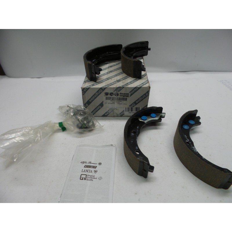 Mâchoires De Frein Pour Frein De Stationnement FIAT GROUP 77363478 0077363478 Pièce d'origine oem