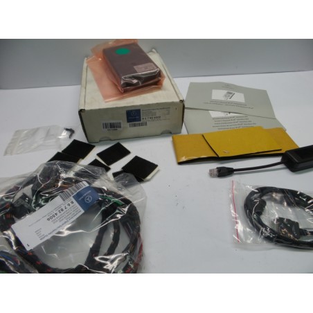 Kit De Connexion Multimédia MERCEDES-BENZ B67824502 Pièce d'origine oem Kit De Connexion Multimédia MERCEDES-BENZ B67824502 Pièce d'origine oem