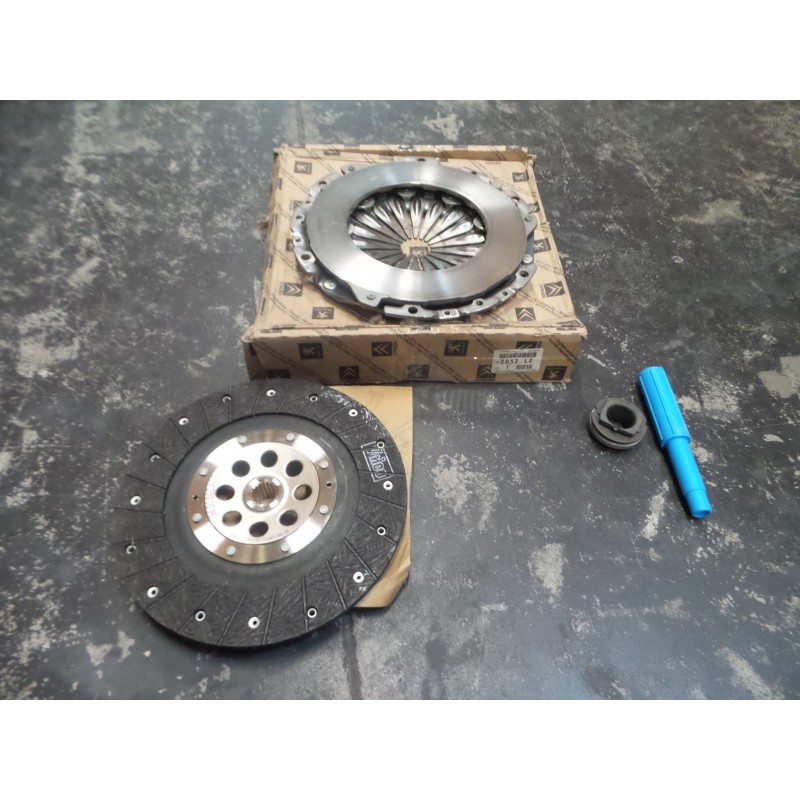 Kit D''Embrayage PEUGEOT/CITROEN 2052L2  Pièce d'origine oem